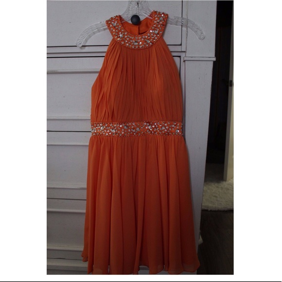 Dress - Picture 1 of 2